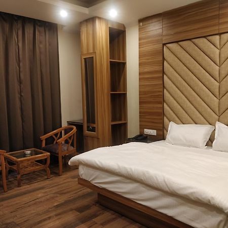 Pinnacle Vesta Homestay 穆索里 外观 照片