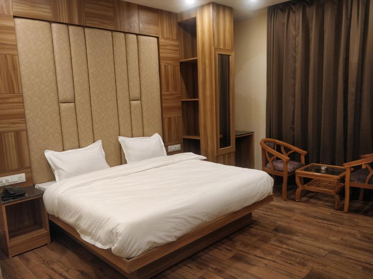 Pinnacle Vesta Homestay 穆索里 外观 照片